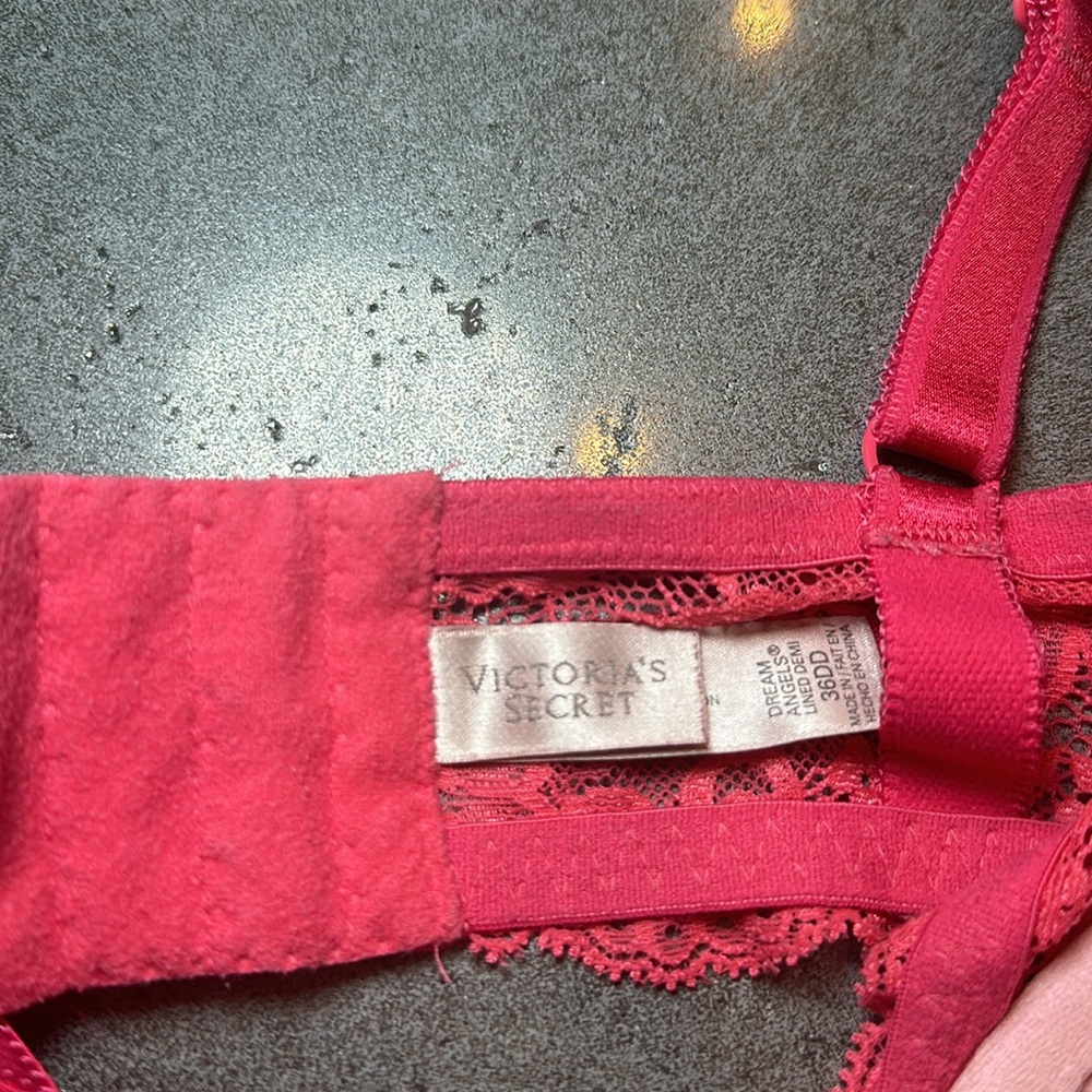 Victoria’s Secret Lace Push-Up Bra - 36DD - Picture 5 of 6